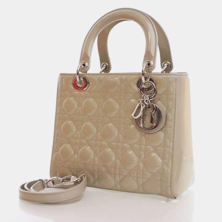 مملوكة مسبقًا Dior Medium Beige Cannage Patent Lady Dior