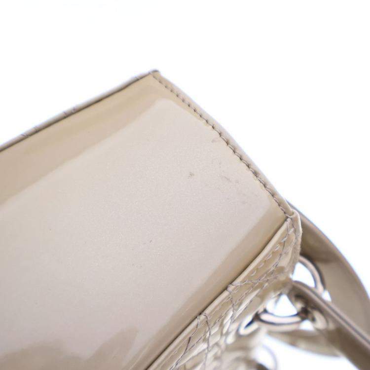 مملوكة مسبقًا Dior Medium Beige Cannage Patent Lady Dior