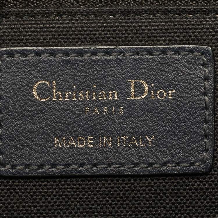 Pre Owned Dior 30 Montaigne Navy Blue Oblique Canvas and Leather Shoulder Bag