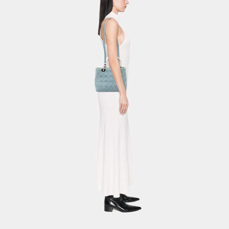 Pre Owned Dior Blue Medium Denim Cannage Acrylic Handles Lady Dior