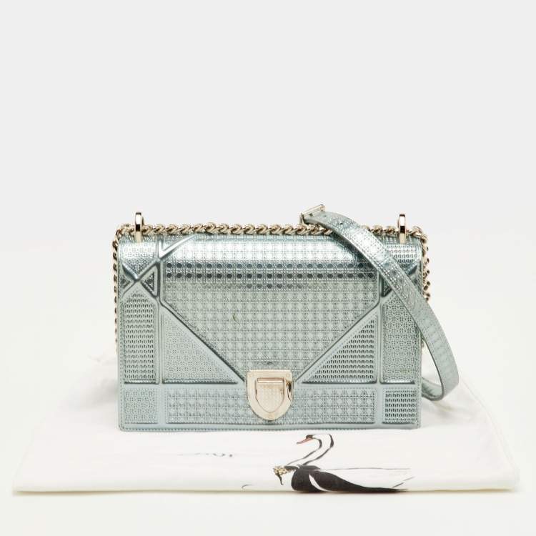 مملوكة مسبقًا Dior Diorama Metallic Blue Microcannage Patent Leather Shoulder Bag