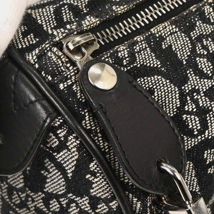 مملوكة مسبقًا Christian Dior Black Trotter Duffle Handbag