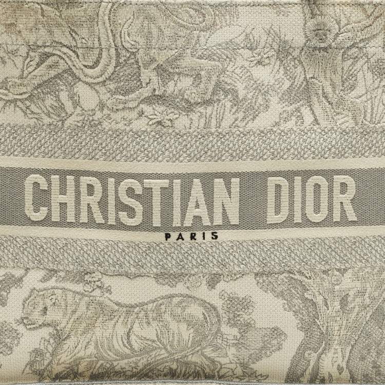 Pre Owned Dior Book Medium Grey/White Toile de Jouy Embroidered Canvas Tote