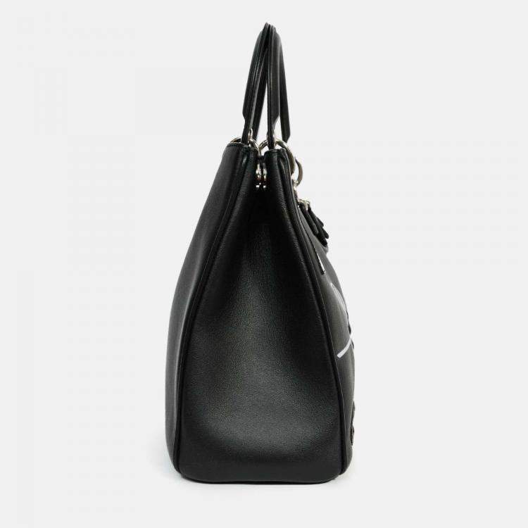 Pre Owned Christian Dior 2015 Black Leather 'Paradise' Diorissimo Medium Top Handle Bag