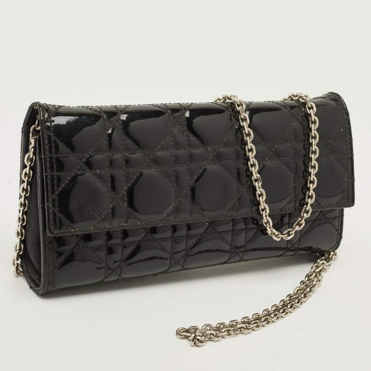 مملوكة مسبقًا Dior Lady Dior Black Cannage Patent Leather Chain Clutch