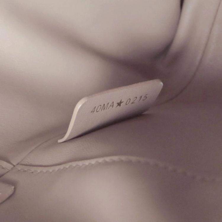 Pre Owned Dior Toujours Medium Calfskin Leather Top Handle Bag