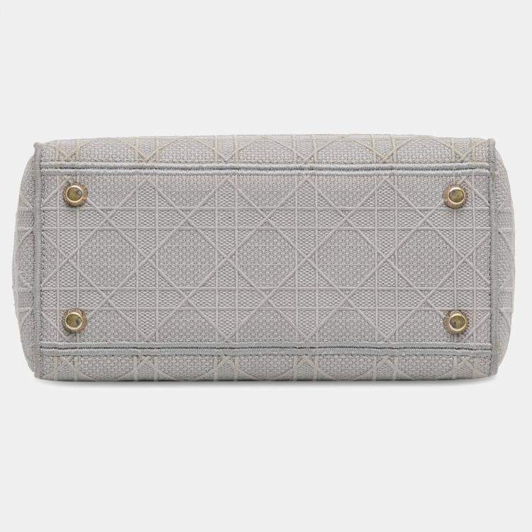 Pre Owned Dior Medium Canvas Cannage Lady D Lite