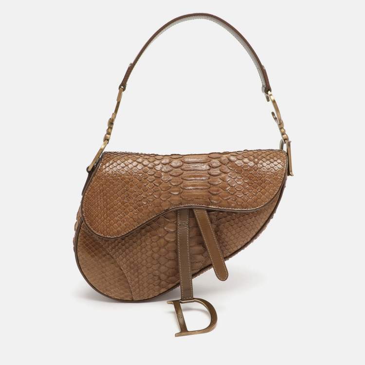 مملوكة مسبقًا Dior Saddle Beige Patent Leather and Python Leather Saddle Bag
