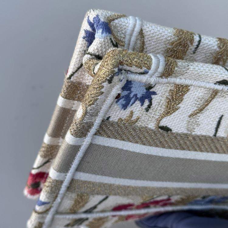 Pre Owned Dior Limited edition hibiscus embroidered mini tote