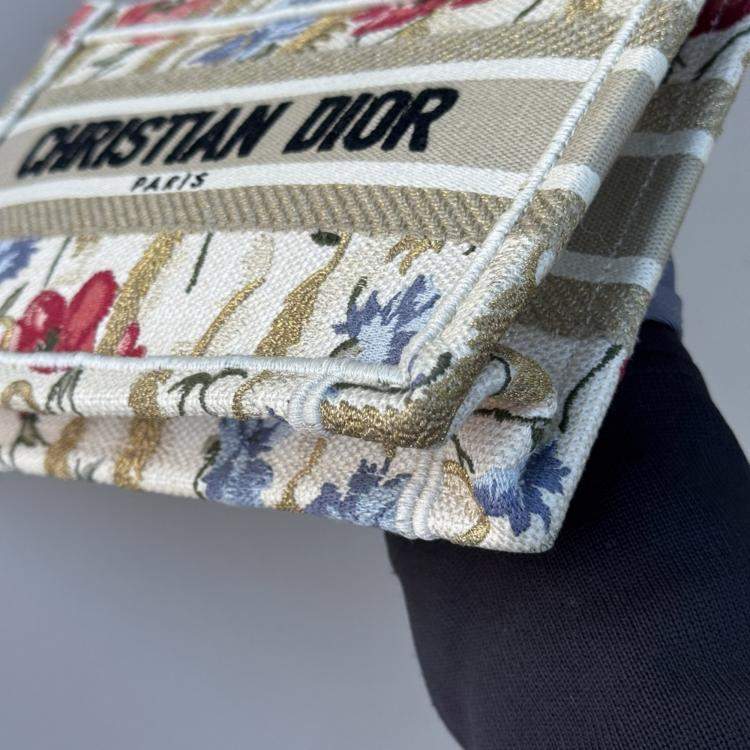 Pre Owned Dior Limited edition hibiscus embroidered mini tote