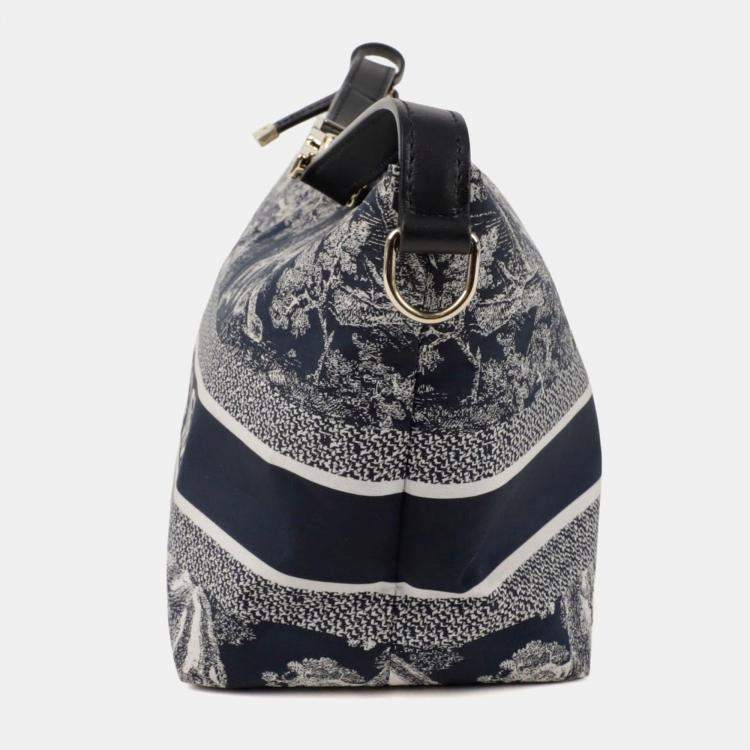 مملوكة مسبقًا Dior Travel Nomad Medium Blue Pouch