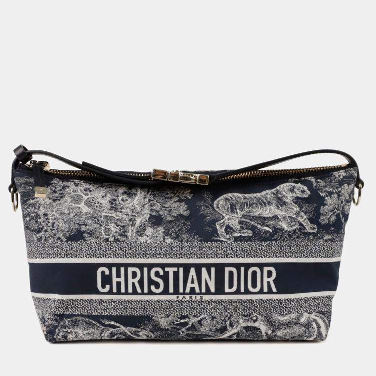 مملوكة مسبقًا Dior Travel Nomad Medium Blue Pouch