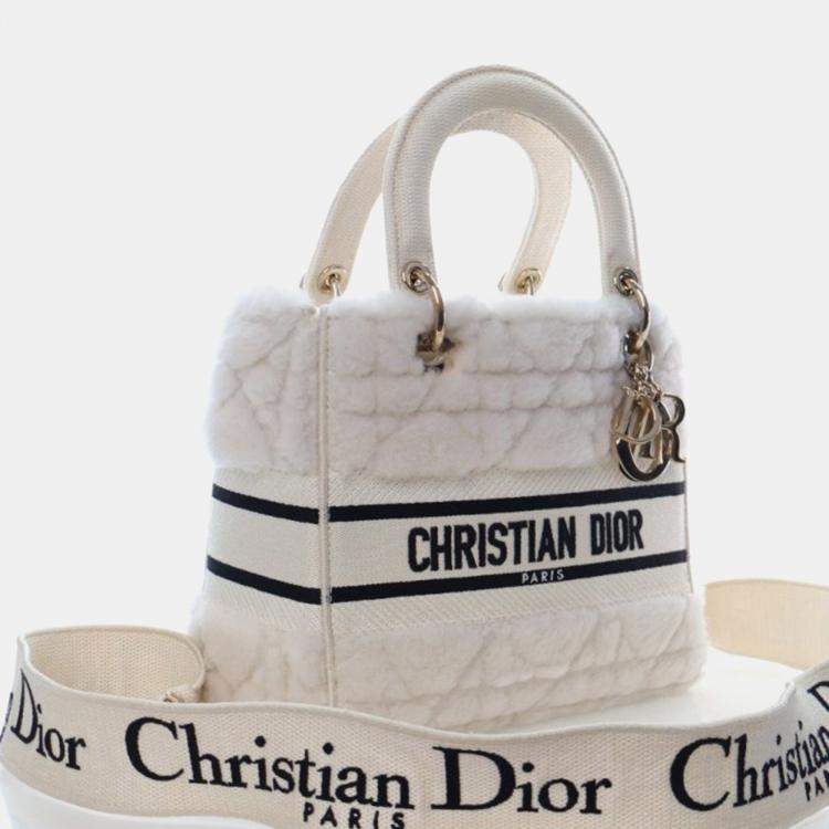 مملوكة مسبقًا Christian Dior Medium Shearling Lady D-Lite