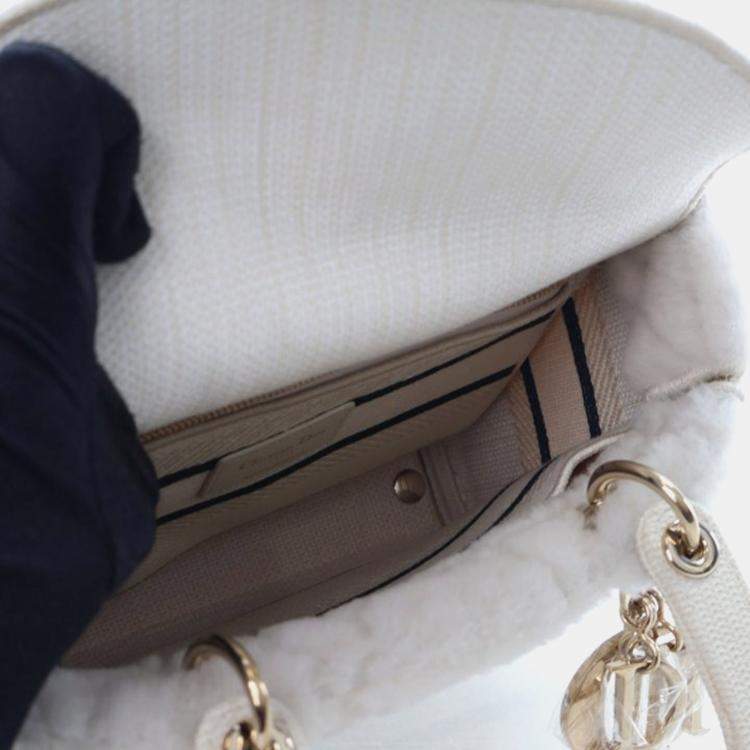 مملوكة مسبقًا Christian Dior Medium Shearling Lady D-Lite