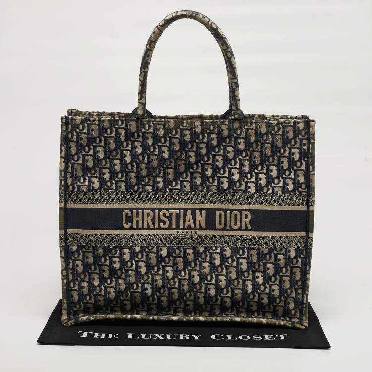 Pre Owned Dior Book Large Blue Oblique Embroidered Canvas Tote