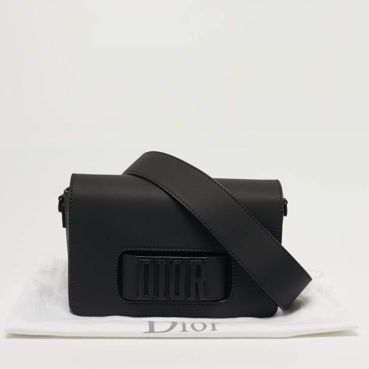 مملوكة مسبقًا Dior Dio(r)evolution Black Ultra Matte Leather Flap Bag