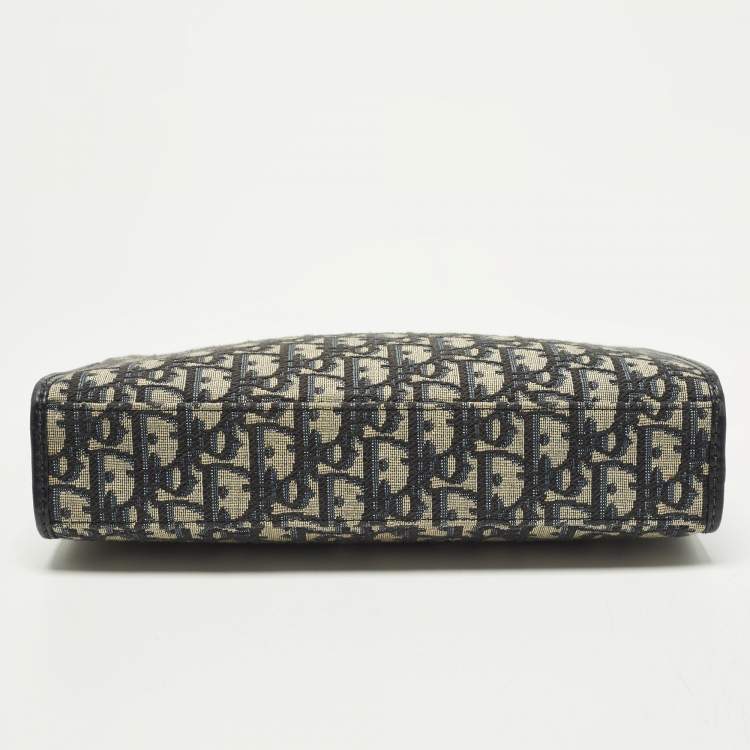 Pre Owned Dior 30 Montaigne Navy Blue Oblique Canvas Pouch