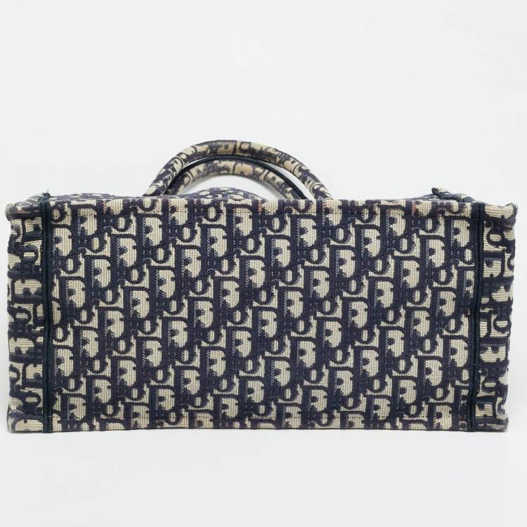 Pre Owned Dior Oblique Embroidered Book Medium Navy Blue Canvas Tote