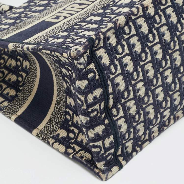 Pre Owned Dior Oblique Embroidered Book Medium Navy Blue Canvas Tote