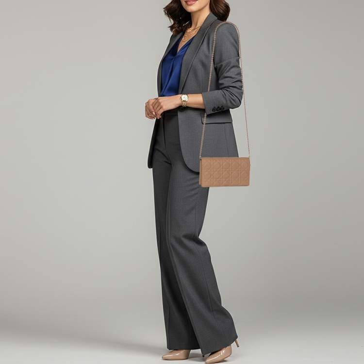 Pre Owned Dior Lady Dior Matte Nude Pink Cannage Leather Pouch