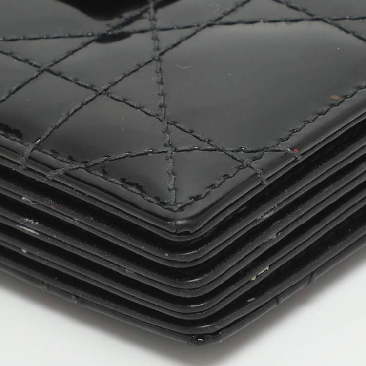 Pre Owned Dior Lady Dior Black Cannage Patent Leather Gusset Card Holder