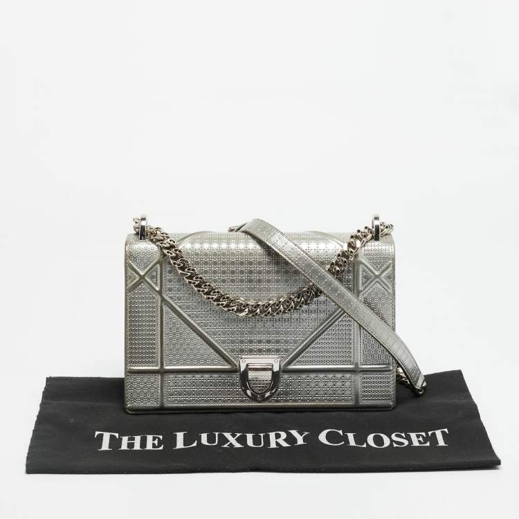 Pre Owned Dior Diorama Medium Grey Microcannage Patent Leather Shoulder Bag