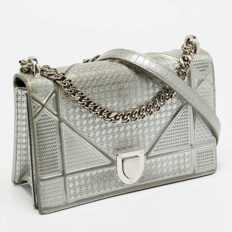 Pre Owned Dior Diorama Medium Grey Microcannage Patent Leather Shoulder Bag