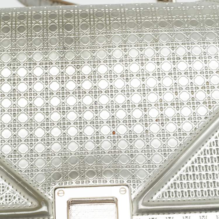 Pre Owned Dior Diorama Medium Grey Microcannage Patent Leather Shoulder Bag