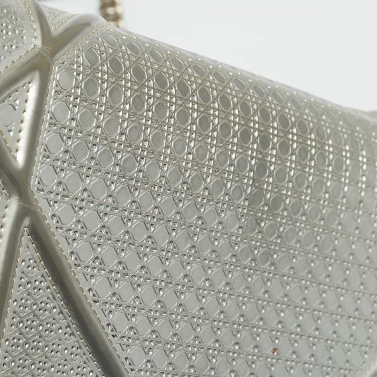 Pre Owned Dior Diorama Medium Grey Microcannage Patent Leather Shoulder Bag
