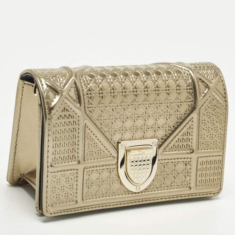 Pre Owned Dior Diorama Baby Gold Microcannage Patent Leather Clutch