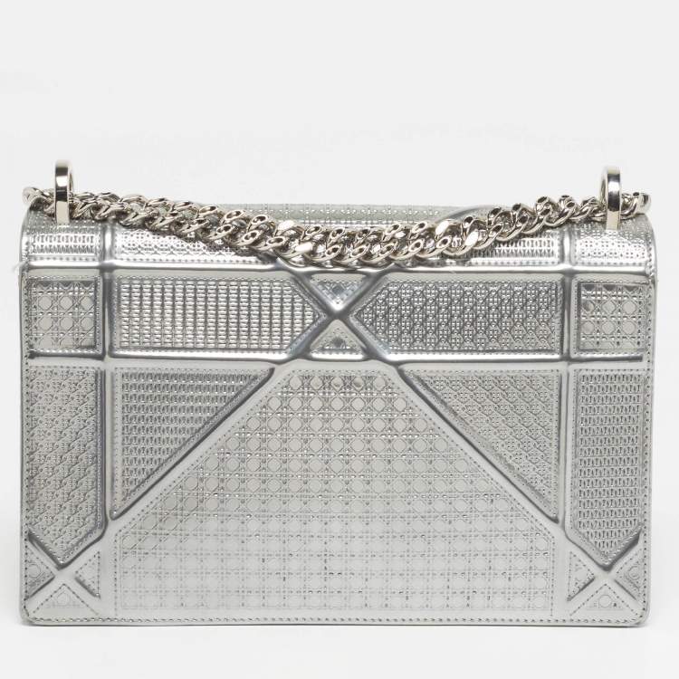 Pre Owned Dior Diorama Medium Grey Microcannage Patent Leather Shoulder Bag
