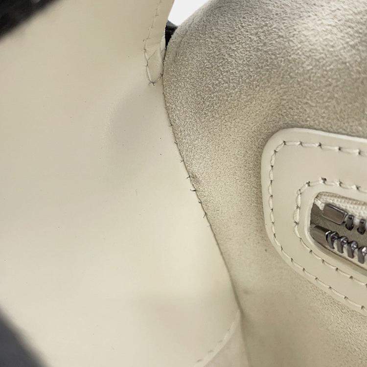 Pre Owned Dior Macrocannage Dior Camp Shoulder Bag White Leather Size Small