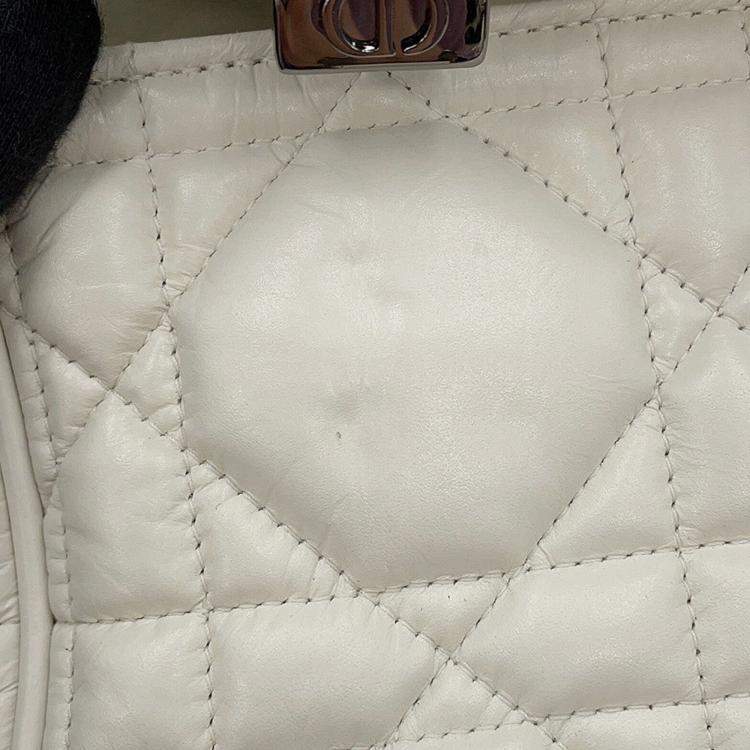 Pre Owned Dior Macrocannage Dior Camp Shoulder Bag White Leather Size Small