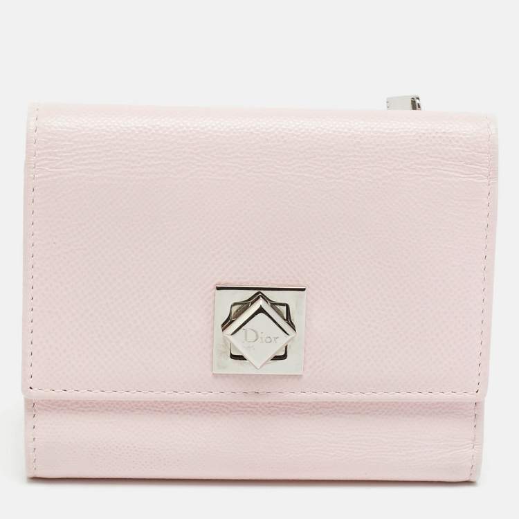 Pre Owned Dior Turn Me Light Pink Leather Trifold Wallet