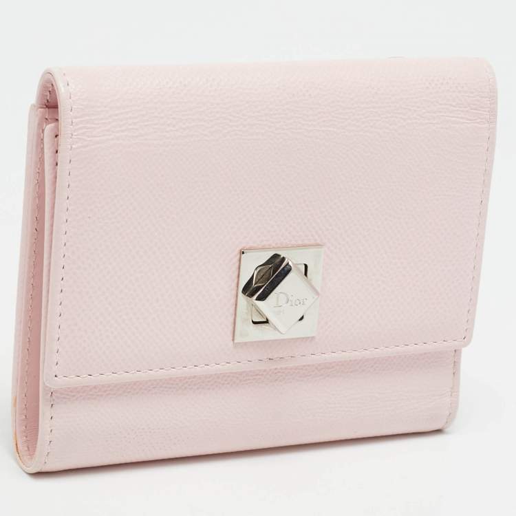 Pre Owned Dior Turn Me Light Pink Leather Trifold Wallet