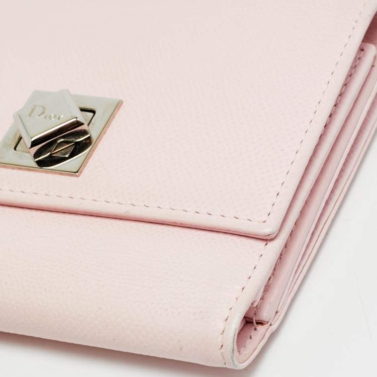 Pre Owned Dior Turn Me Light Pink Leather Trifold Wallet