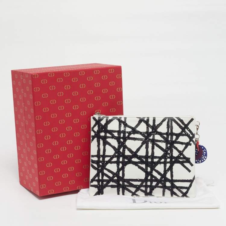 Pre Owned Dior x Daniel Gordon Limited Edition Zip Art White/Black Cannage Sequins and Leather Pouch 