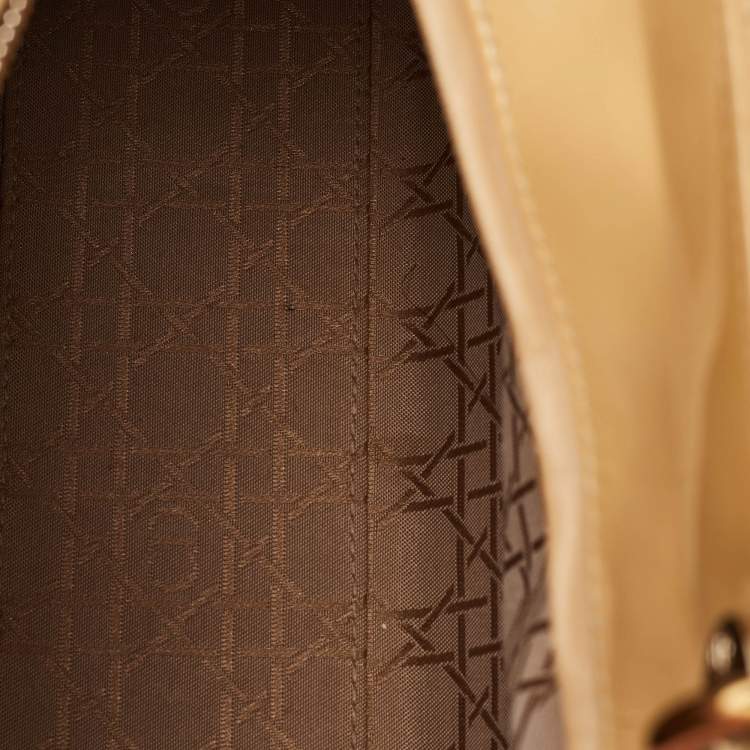 Pre Owned Dior Lady Dior Large Beige Cannage Patent Leather Tote