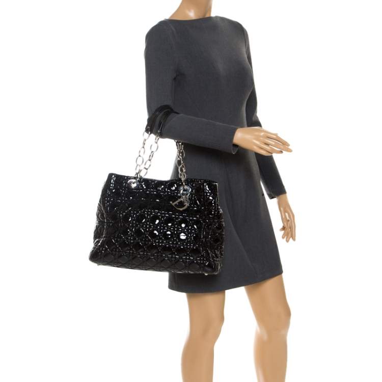 مملوكة مسبقًا Dior Black Cannage Quilted Soft Patent Leather Large Shopper Tote