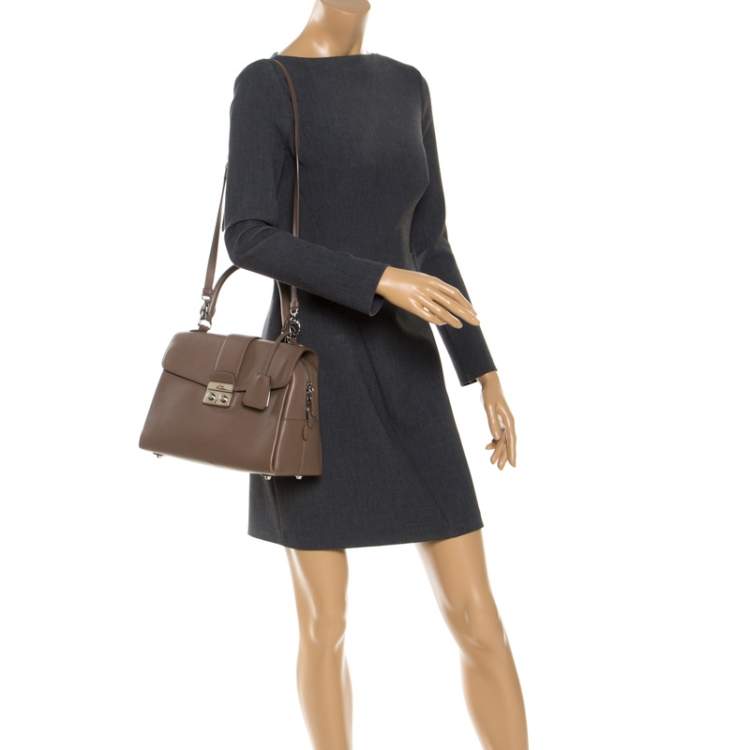 Pre Owned Dior Nude Leather New Lock Top Handle Bag