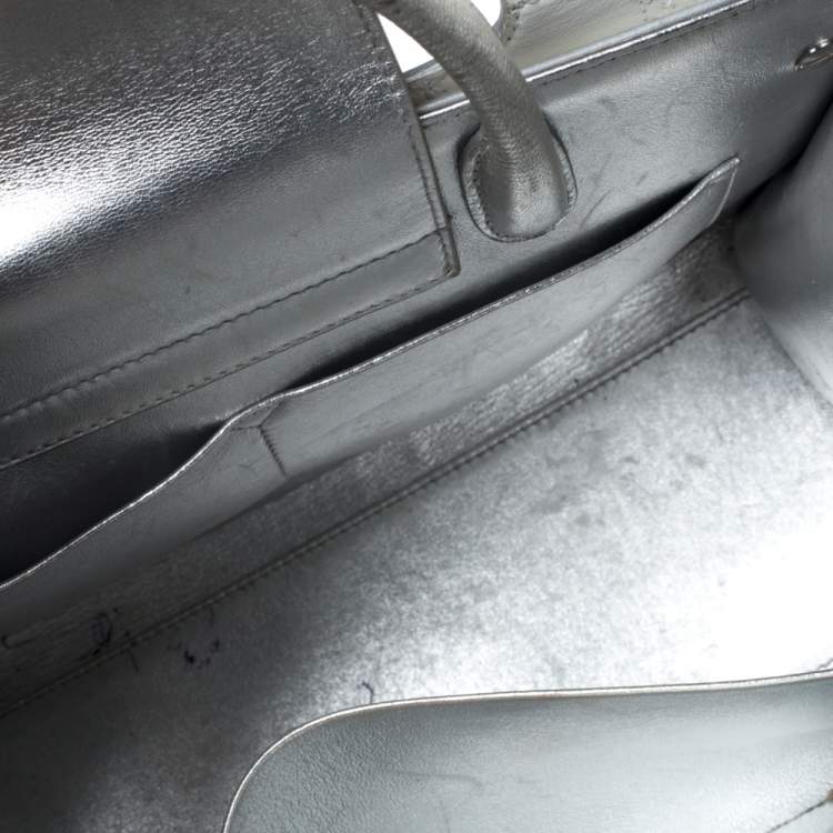 Pre Owned Dior Metallic Silver Leather Medium Diorever Bag