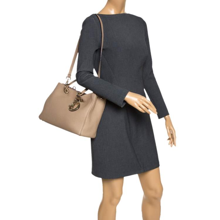 Pre Owned Dior Beige Leather Medium Diorissimo Shopper Tote