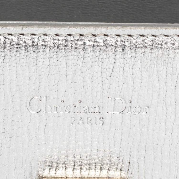 Pre Owned Dior Metallic Silver Leather Medium Diorever Bag