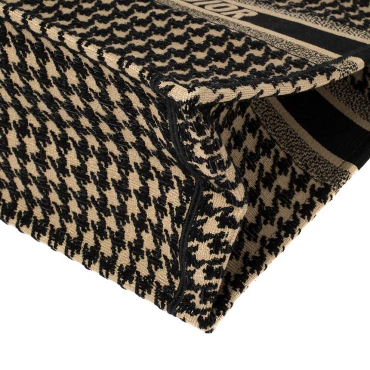 Pre Owned Dior Black/Beige Canvas Houndstooth Embroidered Book Tote
