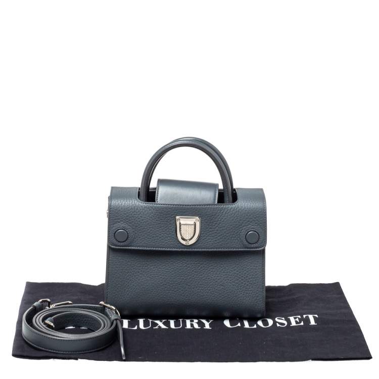 مملوكة مسبقًا Dior Grey Pebbled Leather Mini Diorever Tote