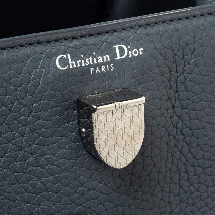 مملوكة مسبقًا Dior Grey Pebbled Leather Mini Diorever Tote