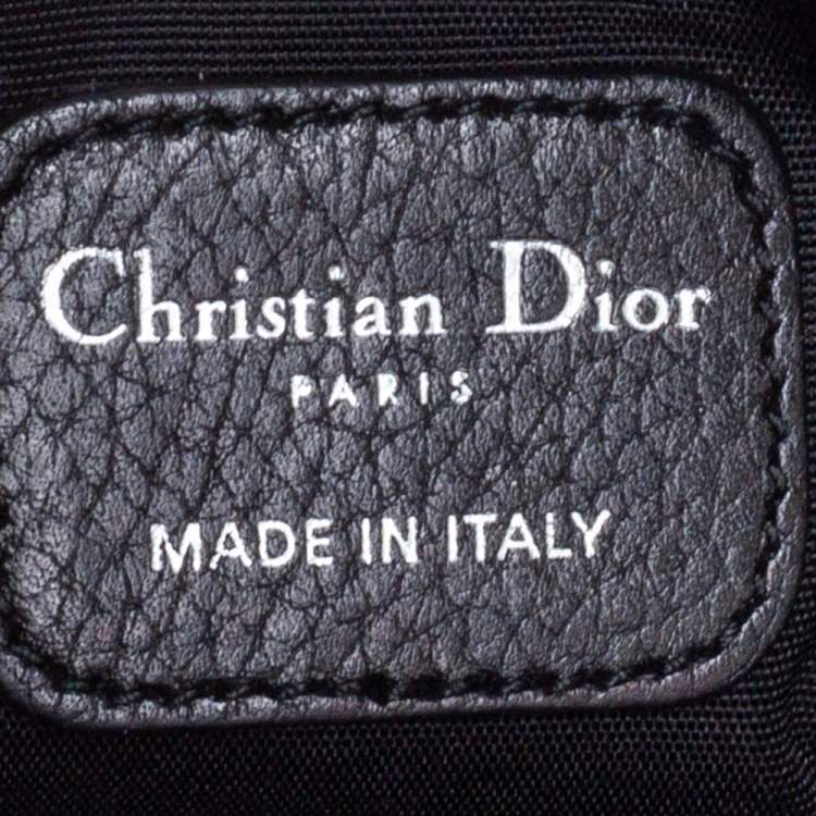 مملوكة مسبقًا Dior Black Leather D Charm Oversized Wristlet Clutch