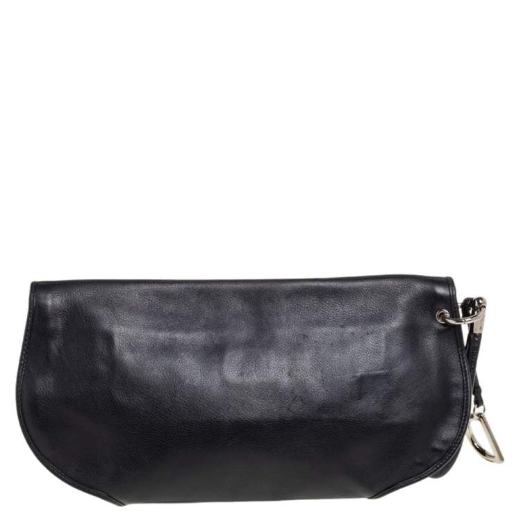 مملوكة مسبقًا Dior Black Leather D Charm Oversized Wristlet Clutch