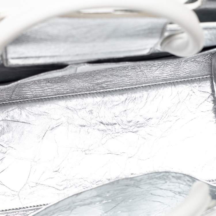 Pre Owned Dior Metallic Silver Leather Medium Diorever Bag