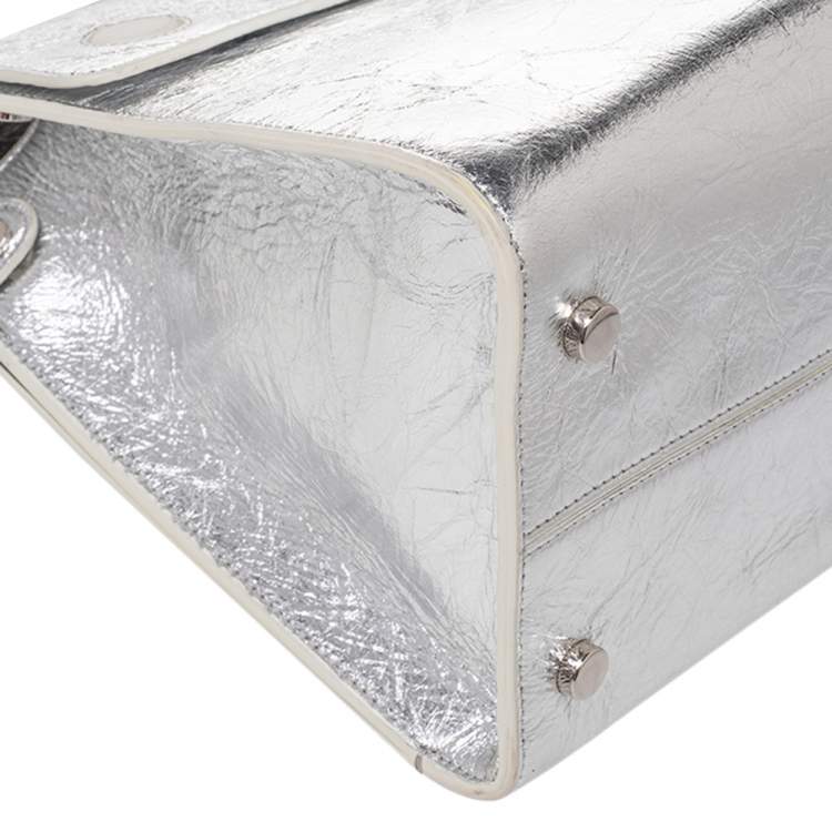 Pre Owned Dior Metallic Silver Leather Medium Diorever Bag